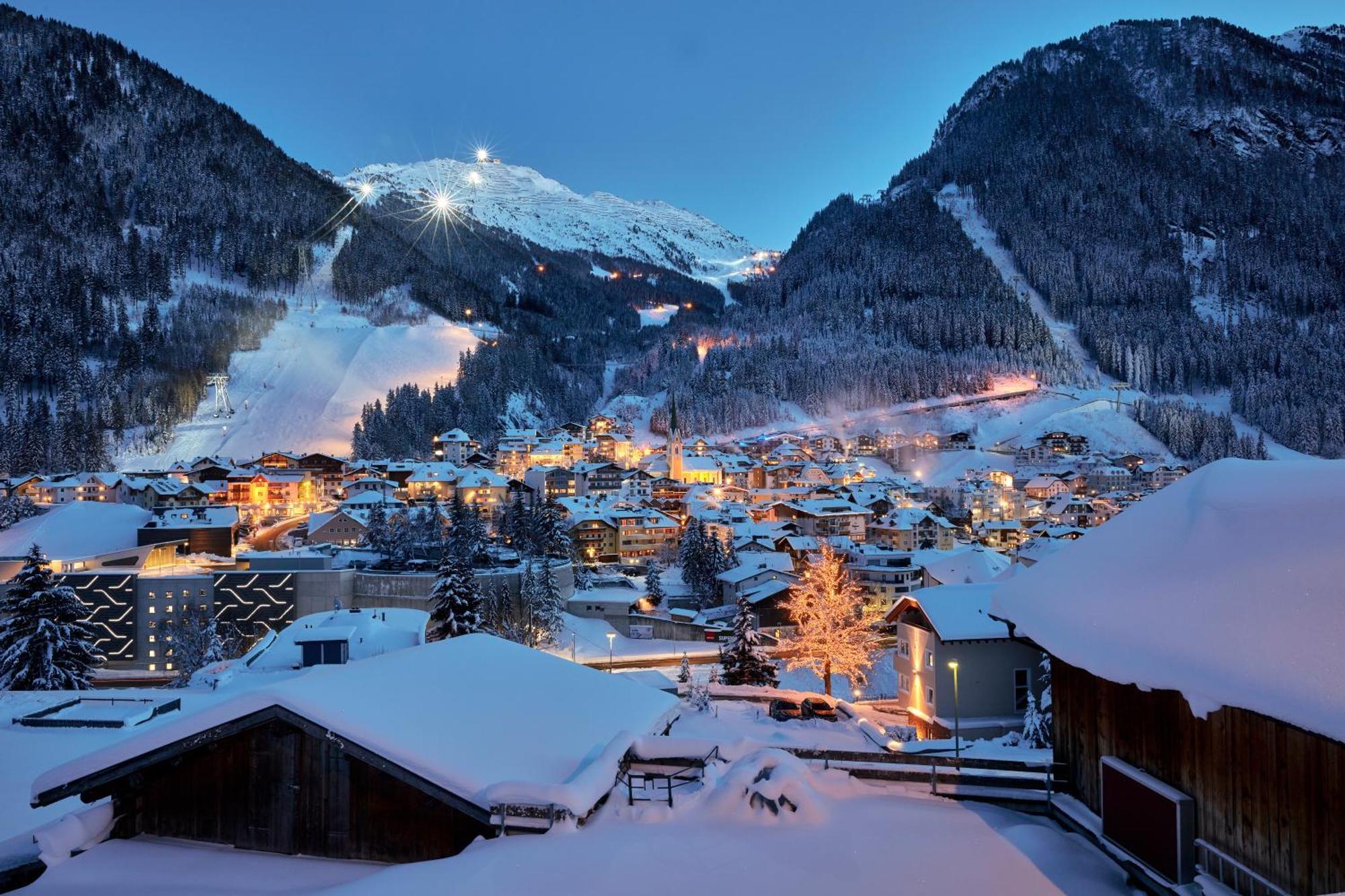 Petit Madlein Bed and Breakfast Ischgl Buitenkant foto
